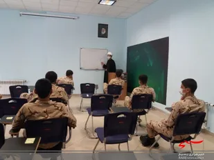 دوره نیمه حضوری تربیت و تعالی سربازان سپاه ناحیه مالک اشتر در حال برگزاری است