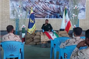 یک سرباز خوب باید بصیر باشد