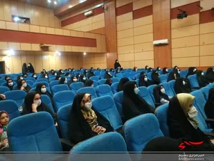 برگزاری نشست اقناع نخبگانی بسیجیان همدان