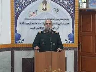 متولیان امر در تربیت جوانان دینی و انقلابی تلاش کنند