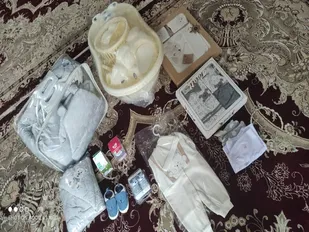 اهدای سیسمونی نوزاد به یک زوج بی بضاعت