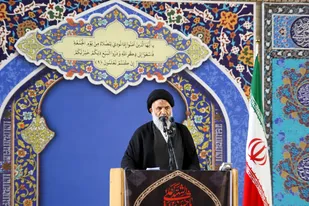 امام جمعه اهواز: دشمنان در برابر اراده ملت ایران به بن&zwnj;بست رسیده&zwnj;اند
