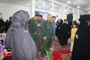 بازدید جانشین فرمانده ناحیه مقاومت بسیج شوش از بازارچه &nbsp;اقتصاد مقاومتی کارآفرینان &nbsp;شهرک بهرام این شهرستان