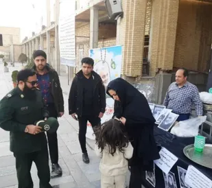 غرفه یادبود شهدای حادثه کرمان و ایستگاه صلواتی در پیشوا