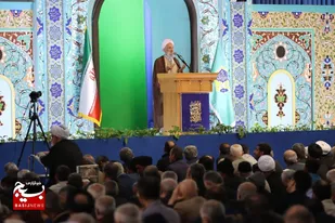 شعار "شهر ما روزه&zwnj;دار است" باید در معرض دید باشد