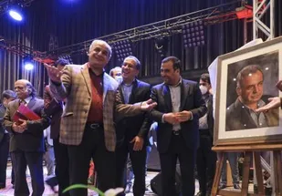 گل لاله به عنوان مظهر و نماد ایثار و فداکاری بهترین سمبل برای معرفی"هویت فرهنگی" کلانشهر کرج به شمار می رود