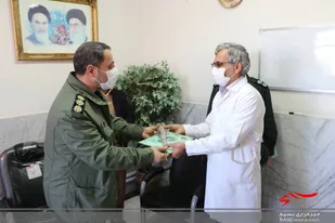 تجلیل مسئولان سپاه انصارالمهدی(عج) از پرستاران درمانگاه شهدای گمنام و امام علی(ع)