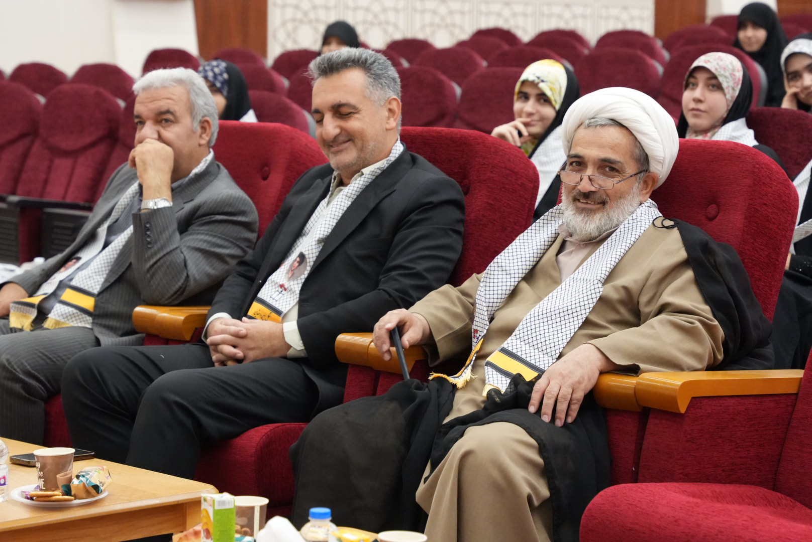 تفکر بسیجی، راه عبور ایران از بحران‌هاست