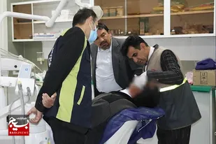 بهترین مبارزه بادشمن خدمت بی منت به مردم است
