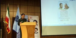 لزوم معرفی شهدا و ارائه روایت صحیحی از دوران انقلاب برای نسل جدید