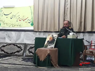مکتب حاج قاسم نماد و تراز یک انقلابی واقعی