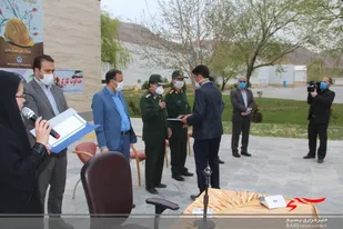 تجلیل از کارگران نمونه در شهرکرد/ کارگران ستون اصلی اقتصاد کشور هستند