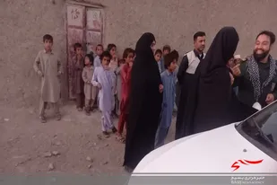 توزيع بسته های معیشتی و سرکشی ازسیل زدگان در مهرستان