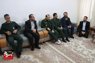 دیدار فرمانده سپاه استان سمنان با خانواده شهید امنیت حجت&zwnj;الله نصرتی در شاهرود + تصاویر