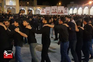 مراسم سنتی  حسن حسین گویان در محل هیات های مذهبی شهرستان گناباد برگزار می&zwnj;شود +فیلم