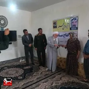 معاون هماهنگ کننده سپاه اشنویه با خانواده شهید مامالی دیدار کرد