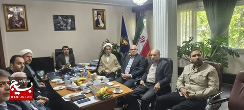 برگزاری جلسه قرارگاه شهید زمردی با محوریت نقش‌آفرینی بسیج در کمک به وزارت صمت