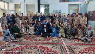 دیدار پیشکسوتان عرصه جهاد و شهادت کُرد و لر با فرمانده تیپ ۴۸ در مناطق مرزی +( تصاویر)