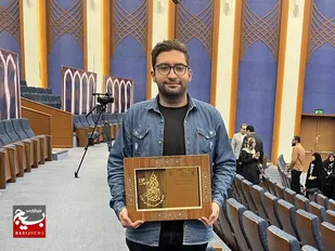 کامیار زادفر، خبرنگار ایسنا استان مرکزی در دهمین جشنواره رسانه&zwnj;ای ابوذر کشور موفق به کسب مقام دوم در بخش یادداشت و سرمقاله شد.