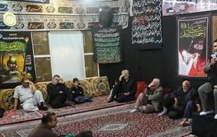 مردم روضه&zwnj;های خانگی برپا کنند