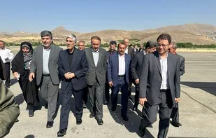وزیر ورزش و جوانان وارد فرودگاه سنندج شد