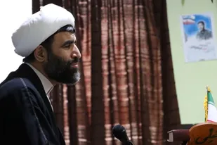 دانش&zwnj;آموزان باید اهل تفکر و اندیشه باشند