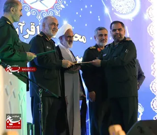 سپاه فجر استان فارس رتبه برتر رده استانی قرارگاه قرآنی نورسپاه پاسداران انقلاب اسلامی را بدست آورد