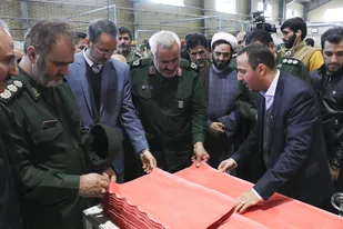 بازدید فرمانده سپاه اردبیل از بزرگ&zwnj;ترین کارخانه توپ ورزشی کشور