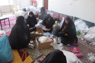 بسته&zwnj;بندی کمک&zwnj;های مردمی رزن به جبهه مقاومت