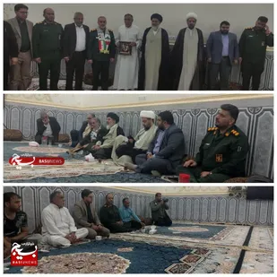 دیدارآیت الله حسن زاده نماینده مردم استان خوزستان در مجلس خبرگان و فرمانده ناحیه مقاومت بسیج دشت آزادگان ومسئولین شهر کوت سید نعیم از خانواده شهید به مناسبت هفته دفاع مقدس