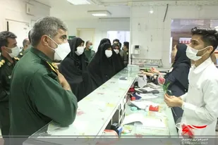 پاسداران از پرستاران بیمارستان امام علی (ع) چابهار تقدیر کردند