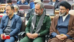 همزمان با هفته بسیج محفل شعر حماسه فاطمی در شهرکرد1