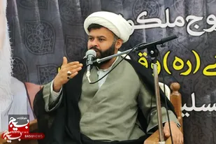 حرکت امام راحل جهان اسلام را بیدار کرد