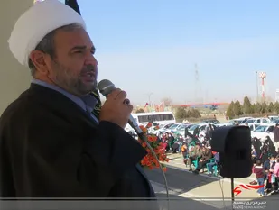 انقلابی&zwnj;گری رمز نجات و سعادت کشور و حتی جامعه بشریت است