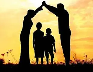 سـرزنش نکنیـم