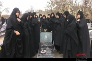 عطرافشانی مزار شهدای بهار به&zwnj;مناسبت هفته بسیج