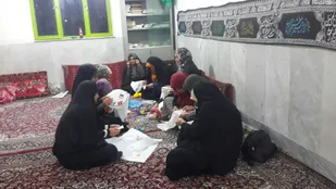 برگزاری آموزش سوزن دوزی در روستای دزیان بیارجمند+ عکس