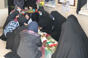 آئین استقبال از شهدای گم نام در مدارس شهرستان گرمسار انجام شد