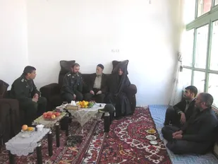 دیدار با خانواده شهید طادی در شهر بِن