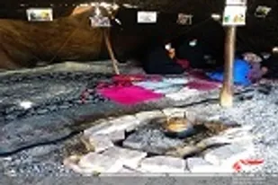 برگزاری کارگاه آموزش مشاغل خانگی درخیمه مقاومت حوزه خدیجه ناحیه زاهدان