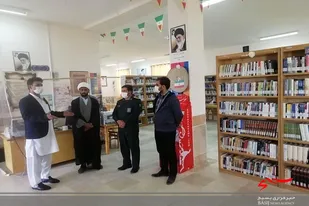 دیدار فرمانده سپاه و مسؤول دفترنمایندگی ولی فقیه سپاه با رئیس کتابخانه شهرستان مهرستان