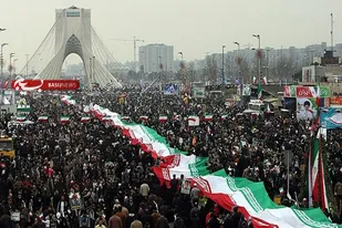 حضور حماسی دستاوردهای بزرگی به ارمغان می آورد/ دشمنان ملت ایران از درک ماهیت انقلاب اسلامی عاجزند