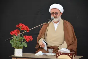 قوای سه گانه با روحیه دفاع مقدس کار کنند