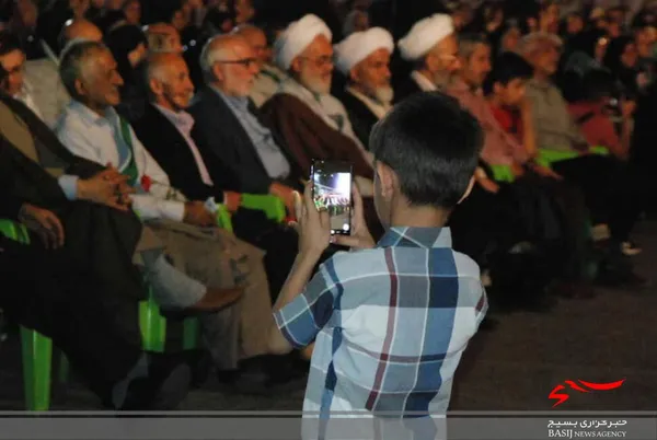 دومین یادواره ٣۵٢ شهید والامقام منطقه رجایی شهر کرج برگزار شد+تصویر