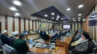 نشست هم اندیشی و هم افزایی با حضور اعضای قرارگاه مالک، شیوخ و بزرگان قبائل خرمشهری در ایام الله عیدسعیدغدیرخم