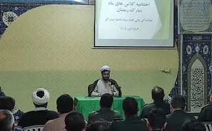 عمل به دستورات قرآن باید سرلوحه زندگی ما باشد/برنامه های قرآنی يك كار بخشنامه اي نيست