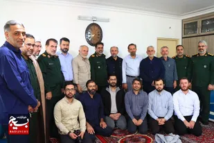 دیدار مسئولین سپاه انصارالحسین(ع) همدان با خانواده شهید &laquo;امیرمحمد زمانی&raquo;