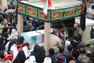 پر شد همه جا عطر دل انگیز شهید