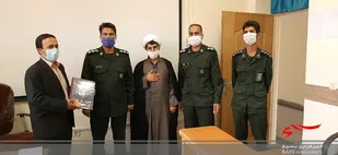تجلیل از ریاست شبکه بهداشت و درمان توسط سپاه شهرستان کوهبنان
