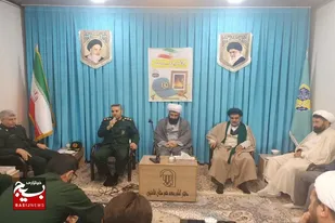 تجدید میثاق جمعی از پاسداران سپاه ناحیه فامنین با امام جمعه این شهرستان